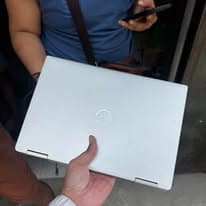 Hình ảnh khách hàng