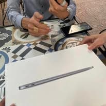 Hình ảnh khách hàng